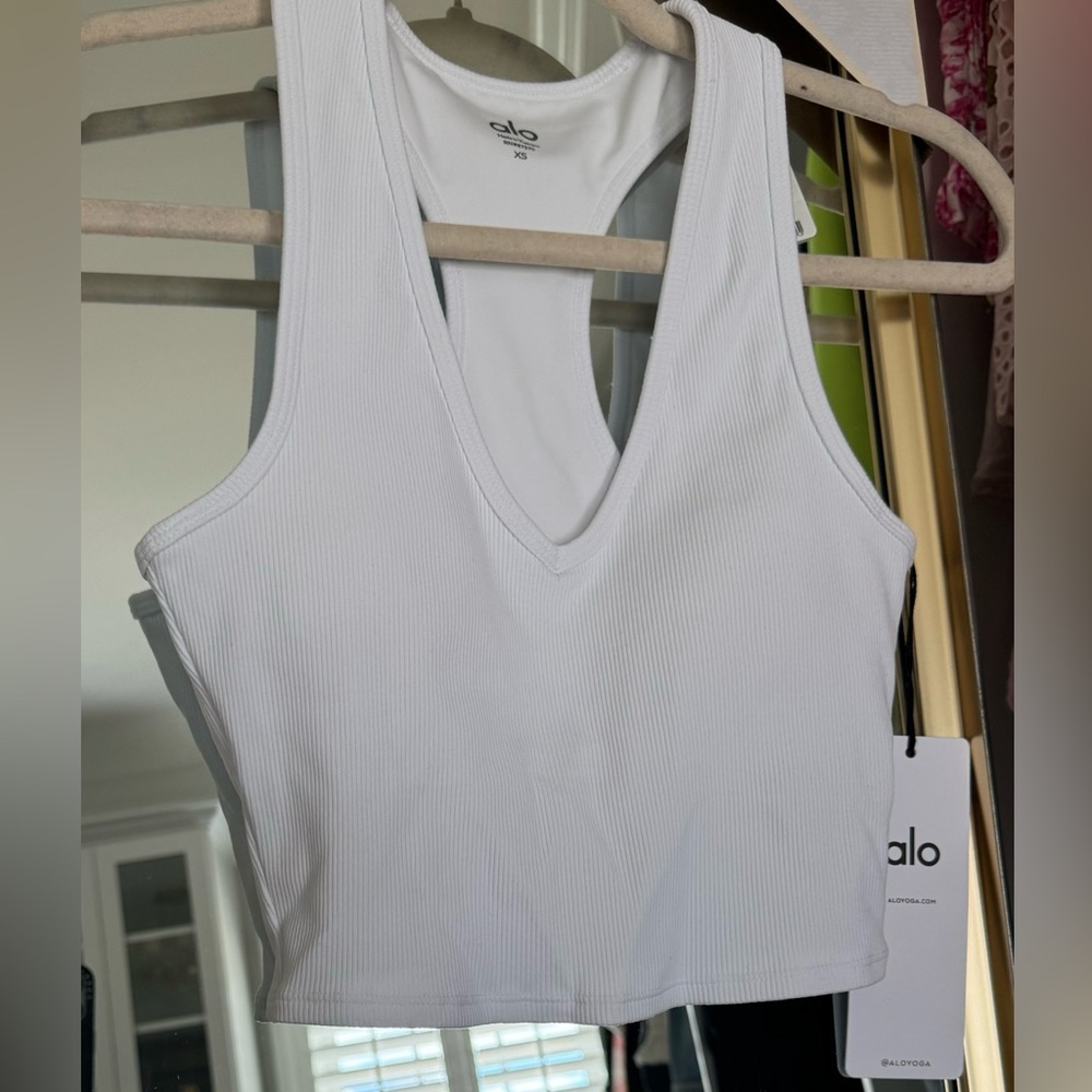 Alo Goddess Ribbed Cropped Racerback Tank - XS